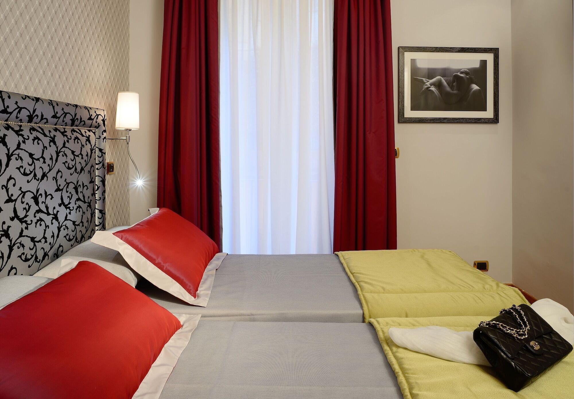 Frattina 122 Roma