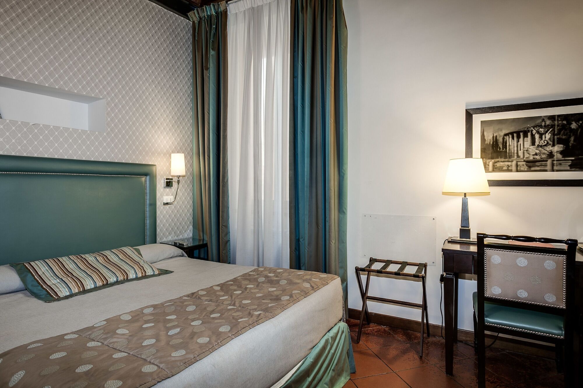 Frattina 122 3* Roma