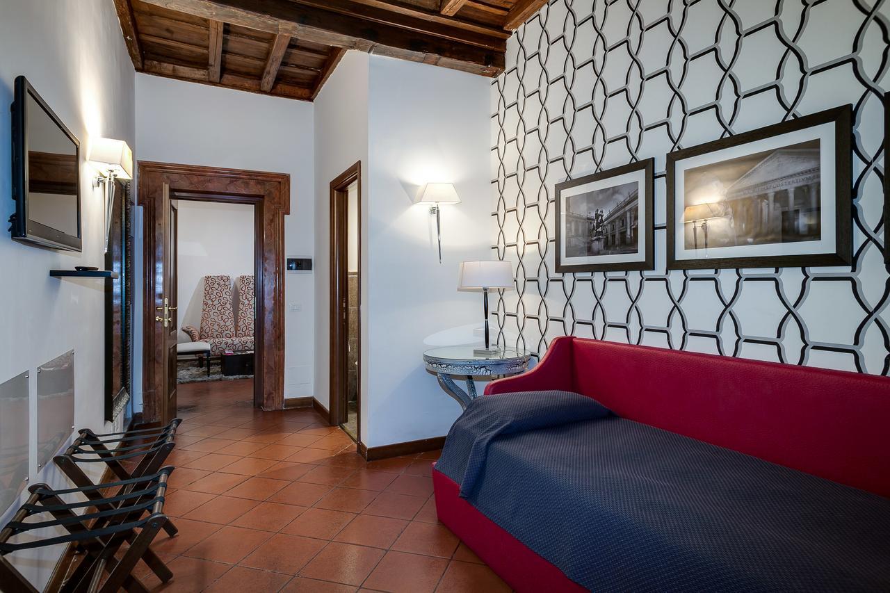 Guest house Frattina 122 3*